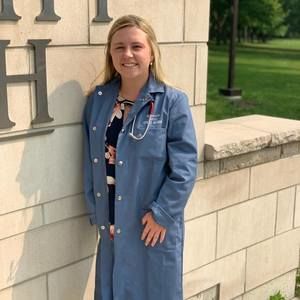 Meet your Posher, Monica